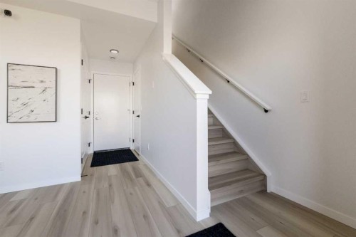 209-81 Midtown Boulevard Sw, Airdrie, AB - Indoor Photo Showing Other Room