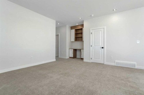 19 Everson Close, Red Deer, AB - Indoor Photo Showing Other Room