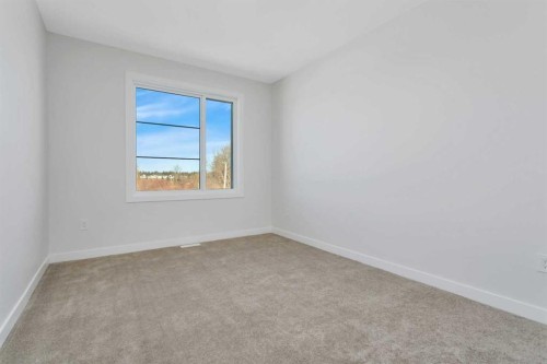 19 Everson Close, Red Deer, AB - Indoor Photo Showing Other Room