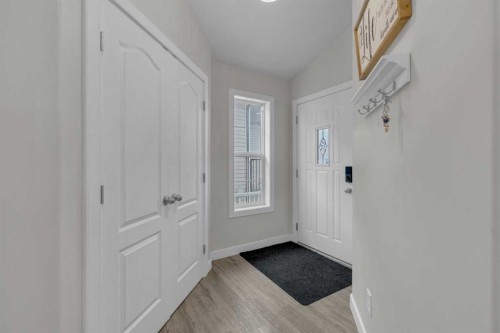156 Wiley Crescent, Red Deer, AB - Indoor Photo Showing Other Room
