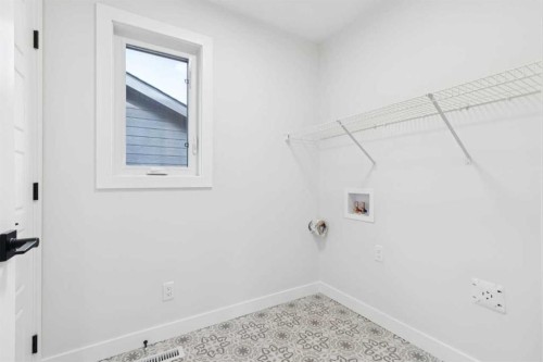 79 Versant Rise Sw, Calgary, AB - Indoor With Storage