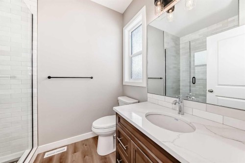 22 Tagish Avenue, Red Deer, AB - Indoor Photo Showing Bathroom