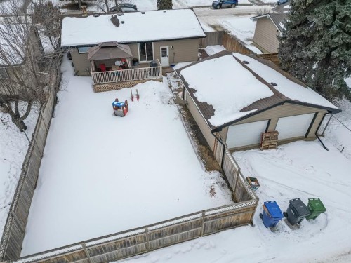 15 Malcolm Crescent, Red Deer, AB - Outdoor