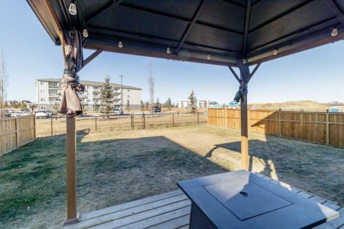 16 Trinity Street, Lacombe, AB - Outdoor