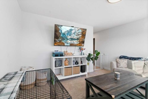 16 Trinity Street, Lacombe, AB - Indoor Photo Showing Other Room