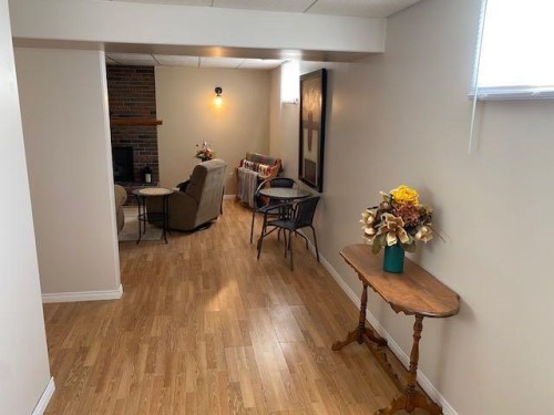 5809 43 Avenue, Camrose, AB - Indoor Photo Showing Other Room