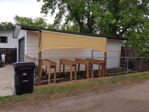 5809 43 Avenue, Camrose, AB - Outdoor