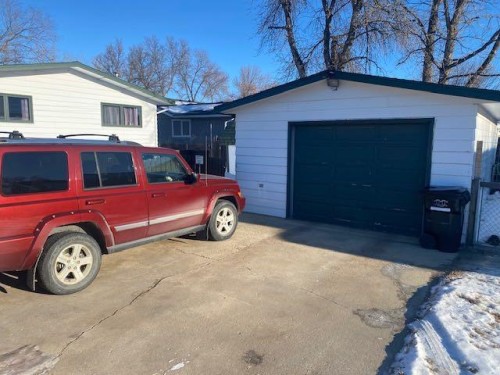 5809 43 Avenue, Camrose, AB - Outdoor