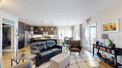 4020 Monarch Way, Stettler, AB - Indoor Photo Showing Living Room