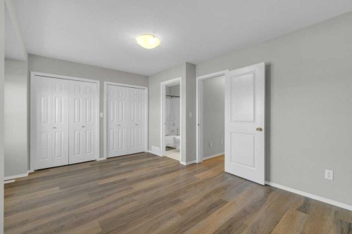 337 Addington Drive, Red Deer, AB - Indoor Photo Showing Other Room
