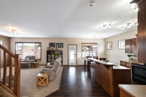 4828 55 Boulevard Close, Innisfail, AB - Indoor