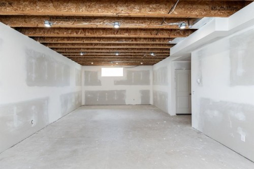 4828 55 Boulevard Close, Innisfail, AB - Indoor Photo Showing Basement