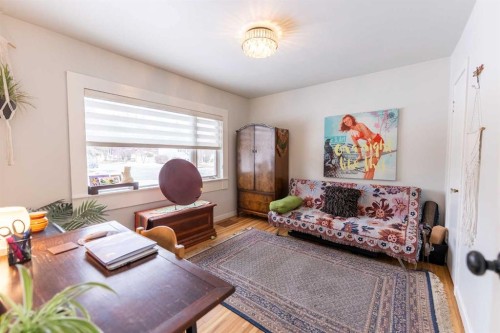 3901 50A Street, Red Deer, AB - Indoor