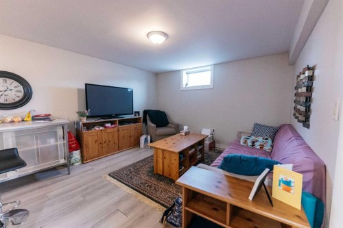 3901 50A Street, Red Deer, AB - Indoor