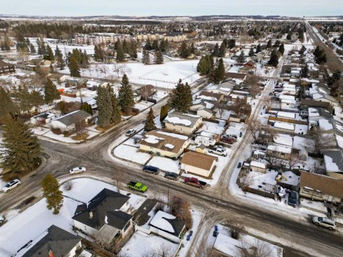 3901 50A Street, Red Deer, AB - Outdoor With View