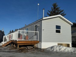 17-4504 41 Street  Camrose, AB T4V 4K5