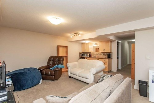 5422 49 Avenue, Lacombe, AB - Indoor Photo Showing Other Room