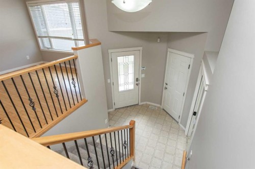 210 Lindsay Avenue, Red Deer, AB - Indoor Photo Showing Other Room
