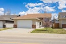 210 Lindsay Avenue, Red Deer, AB  - Outdoor 