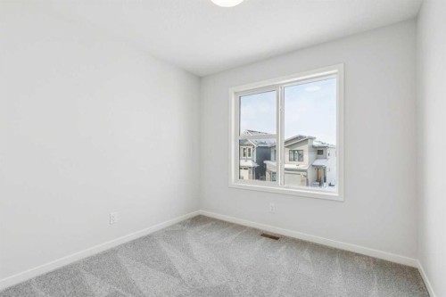 335 Herron Landing Ne, Calgary, AB - Indoor Photo Showing Other Room