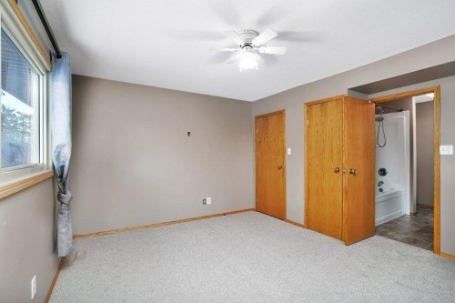 Rr 270, Rural Red Deer County, AB - Indoor Photo Showing Other Room