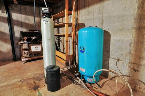 Rr 270, Rural Red Deer County, AB - Indoor Photo Showing Basement