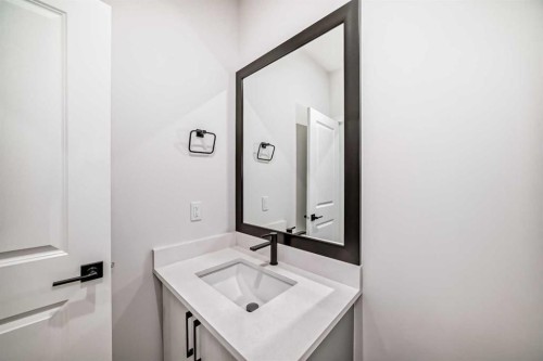19 Lavelle Close, Red Deer, AB - Indoor Photo Showing Bathroom