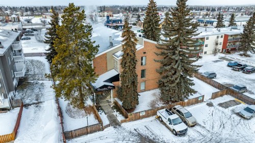 303-7164 Parke Avenue  Red Deer, AB T4P 1M9