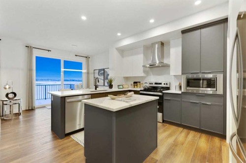 206 Sora Way Se, Calgary, AB 