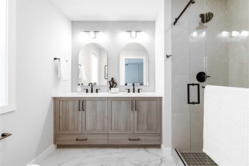 92 Ashlar Road Nw, Calgary, AB - Indoor Photo Showing Bathroom