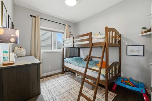 17 Vermont Close, Blackfalds, AB - Indoor Photo Showing Bedroom
