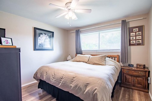 5914 56 Avenue, Red Deer, AB - Indoor Photo Showing Bedroom