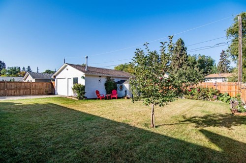 5914 56 Avenue, Red Deer, AB - Outdoor