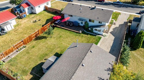 5914 56 Avenue, Red Deer, AB - Outdoor