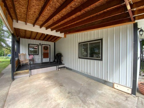 23 Mobile Drive Ne, Three Hills, AB 