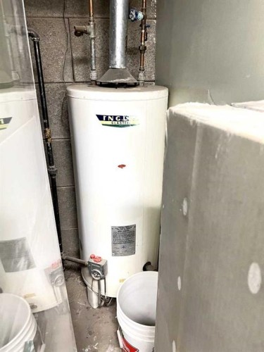 5044 50 Street, Sylvan Lake, AB 