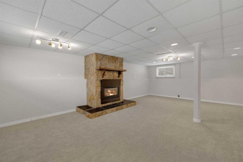 23 Barner Avenue, Red Deer, AB - Indoor