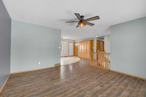 23 Barner Avenue, Red Deer, AB - Indoor Photo Showing Other Room