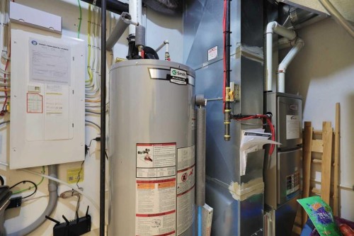 351 Elizabeth Avenue, Nordegg, AB - Indoor Photo Showing Basement