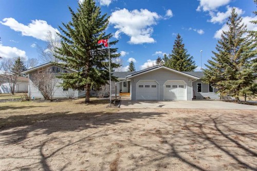 606 Pigeon Close, Pelican Point, AB - Outdoor