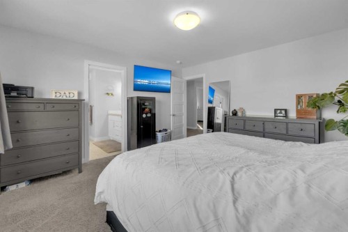 204 Augustus Way, Penhold, AB - Indoor Photo Showing Bedroom