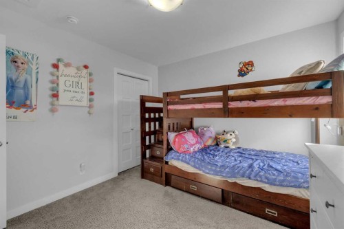 204 Augustus Way, Penhold, AB - Indoor Photo Showing Bedroom