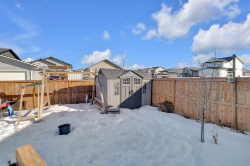 204 Augustus Way, Penhold, AB - Outdoor