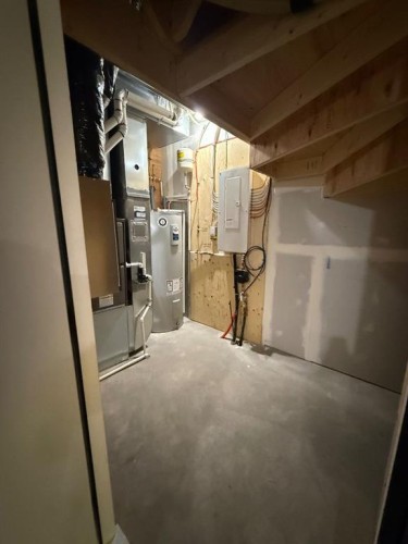 18 Violet Point, Sylvan Lake, AB - Indoor Photo Showing Basement