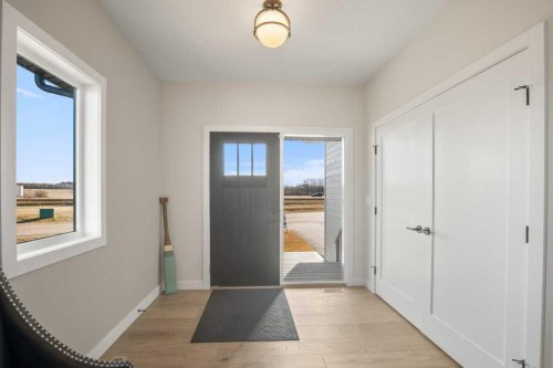 10 Twin Rose Court, Jarvis Bay, AB - Indoor Photo Showing Other Room