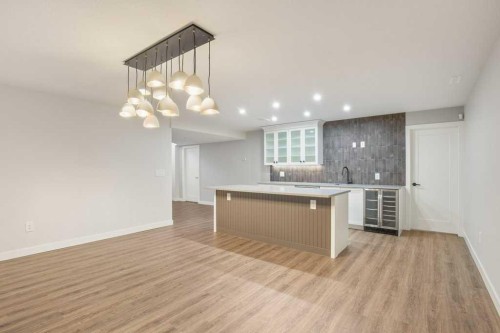 10 Twin Rose Court, Jarvis Bay, AB - Indoor Photo Showing Kitchen