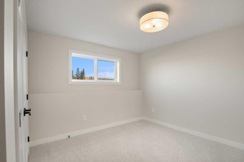 10 Twin Rose Court, Jarvis Bay, AB - Indoor Photo Showing Other Room