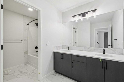572 Belmont Heath Sw, Calgary, AB - Indoor Photo Showing Bathroom