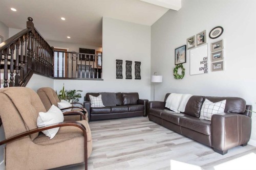 34 Bruns Bay, Lacombe, AB 