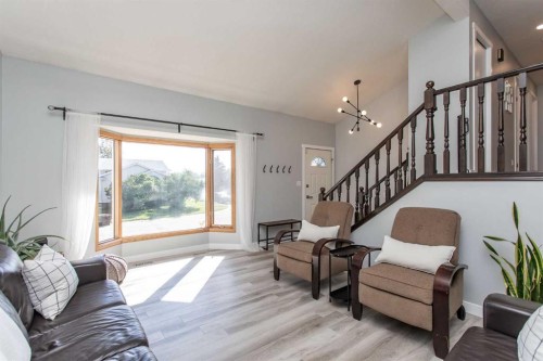 34 Bruns Bay, Lacombe, AB 